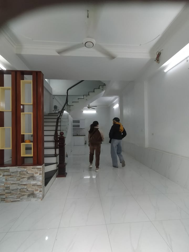 Nhà đẹp Vĩnh Ninh 46m² giá 5.2 tỷ - Thiết kế hiện đại, đầy đủ công năng!