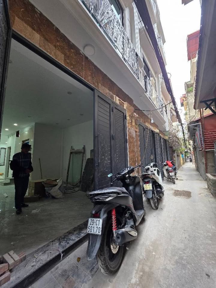 Nhà 6 Tầng Tứ Liên, Tây Hồ 52m² giá 13.9 tỷ - Thiết kế hiện đại, thang máy