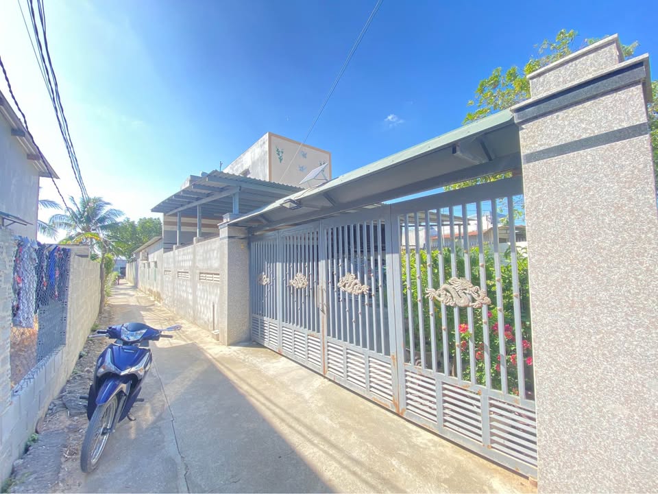 Đất mặt tiền mương Nhựt, Ninh Thuận 550m² giá 4 tỷ - Cơ hội đầu tư sinh lời!
