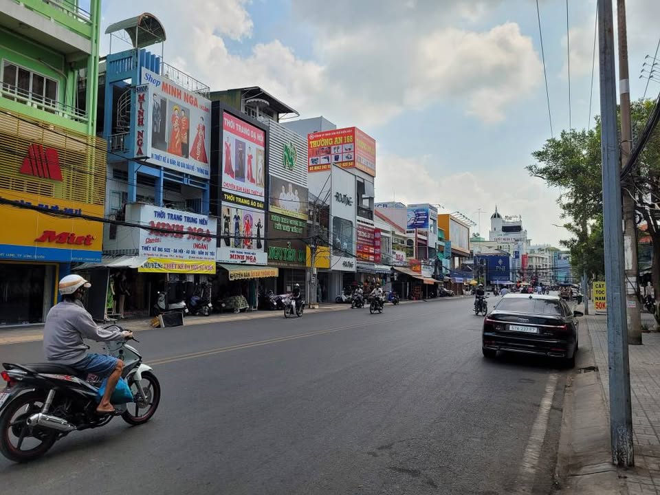 Bán Nhà Mặt Tiền Đường Nguyễn Trãi, Mỹ Long 47m² - Đầu tư sinh lời ngay!