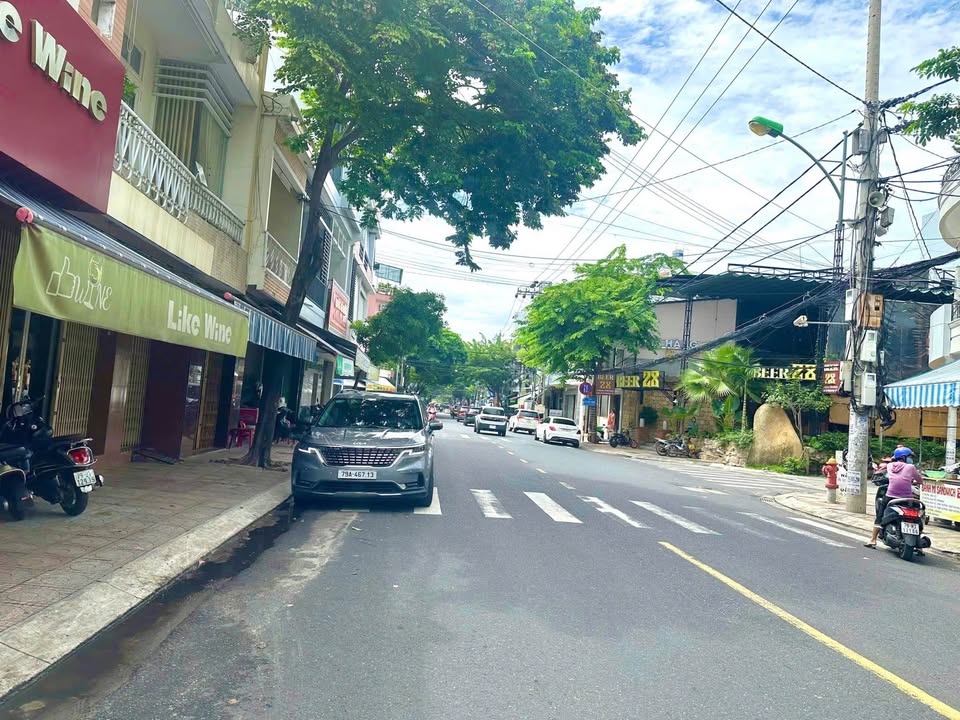 Nhà mặt tiền Trần Nhật Duật, Nha Trang 118.3m² giá 23 tỷ - Kinh doanh sinh lời ngay!