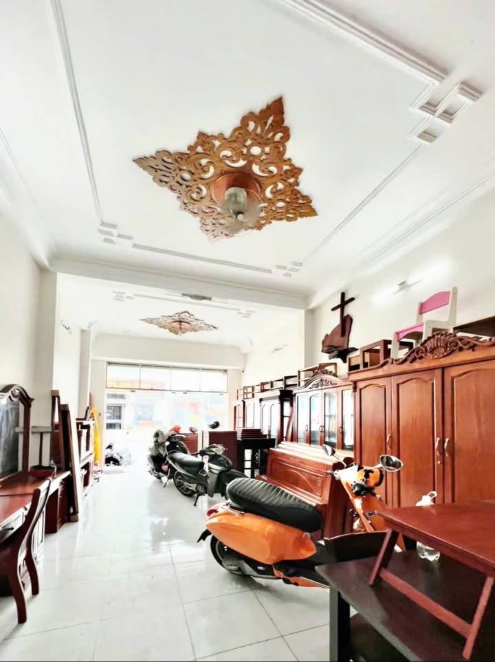 Nhà phố mặt tiền kinh doanh Lê Văn Quới, 80m² giá 10 tỷ - Đầu tư sinh lời ngay!