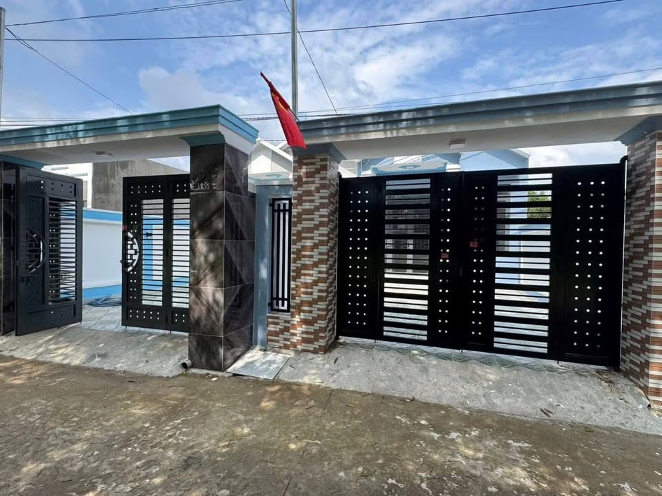 Nhà mới Ấp 4 Sông Trầu 140m² giá 1.65 tỷ - Chính chủ, sổ hồng riêng.