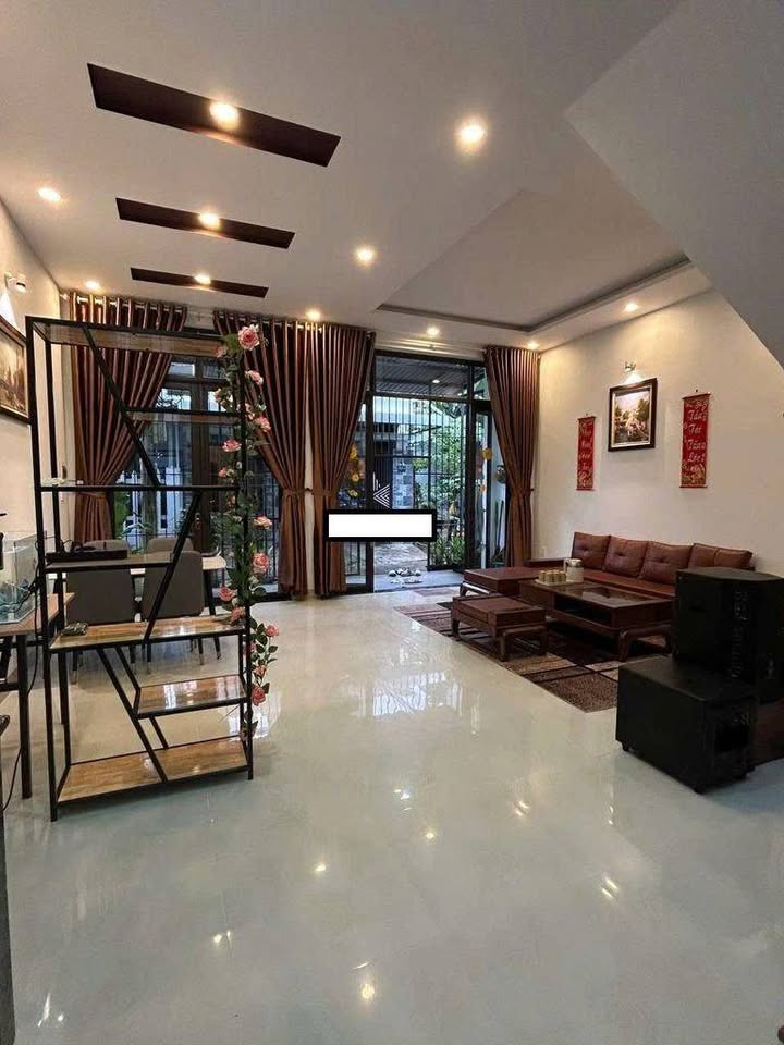 Nhà 2 tầng Nguyễn Như Hạnh, 74m² giá 4.75 tỷ - Chính chủ bán gấp!