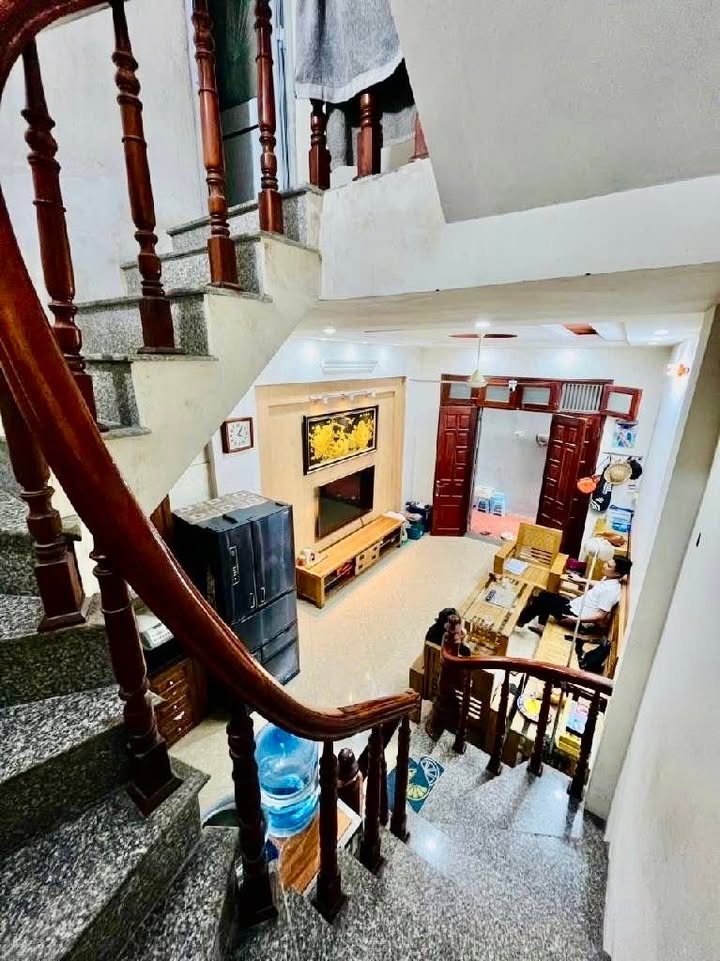 Nhà phố Hoàng Mai 36m² giá thỏa thuận - Ô tô đỗ cổng ngay!