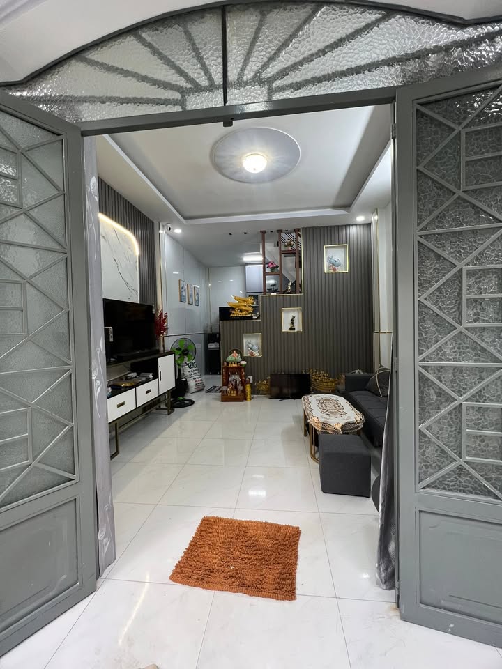 Nhà 2 tầng Phường 4 Quận 8 34m² giá 4 tỷ - Khu dân cư yên tĩnh