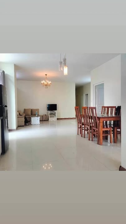 Căn hộ Vườn Đào Tây Hồ 130m² giá 9 tỷ - Sẵn sàng vào ở ngay!