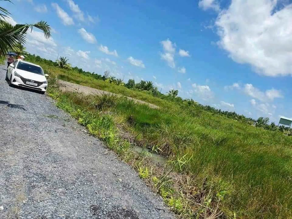 Đất vườn ấp 5/6 Bình Đức 1000m² giá chỉ 750 triệu - Cơ hội đầu tư hấp dẫn!