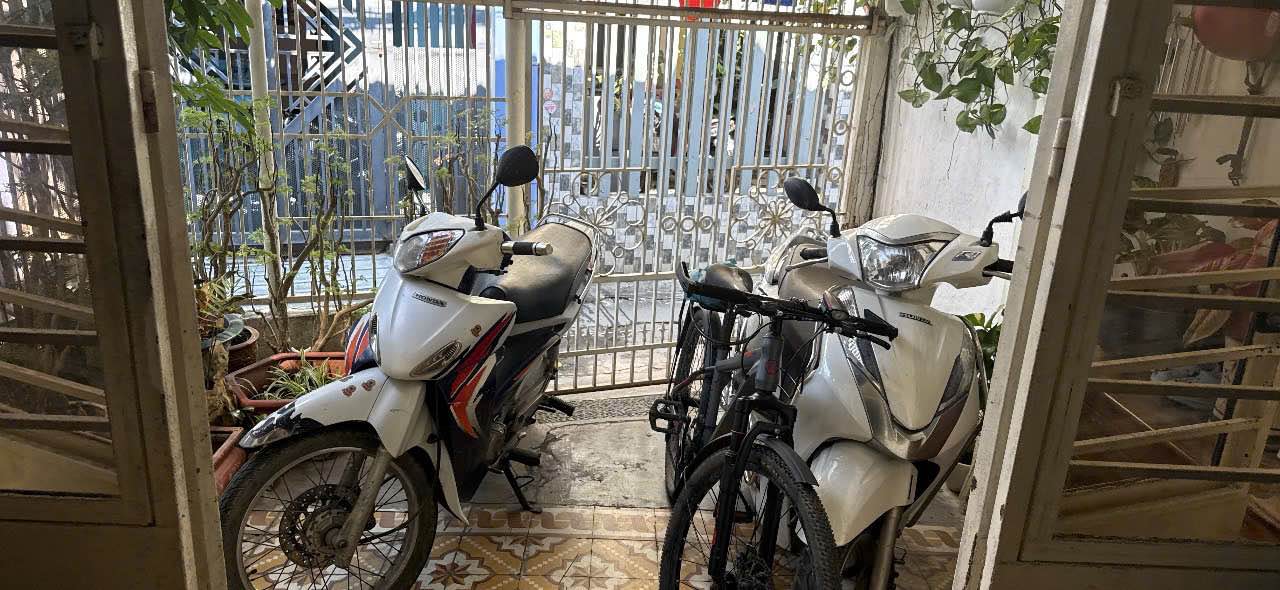 Nhà Hoàng Diệu 80m² giá 4.95 tỷ - Gác lửng tiện nghi, phong thủy tốt!