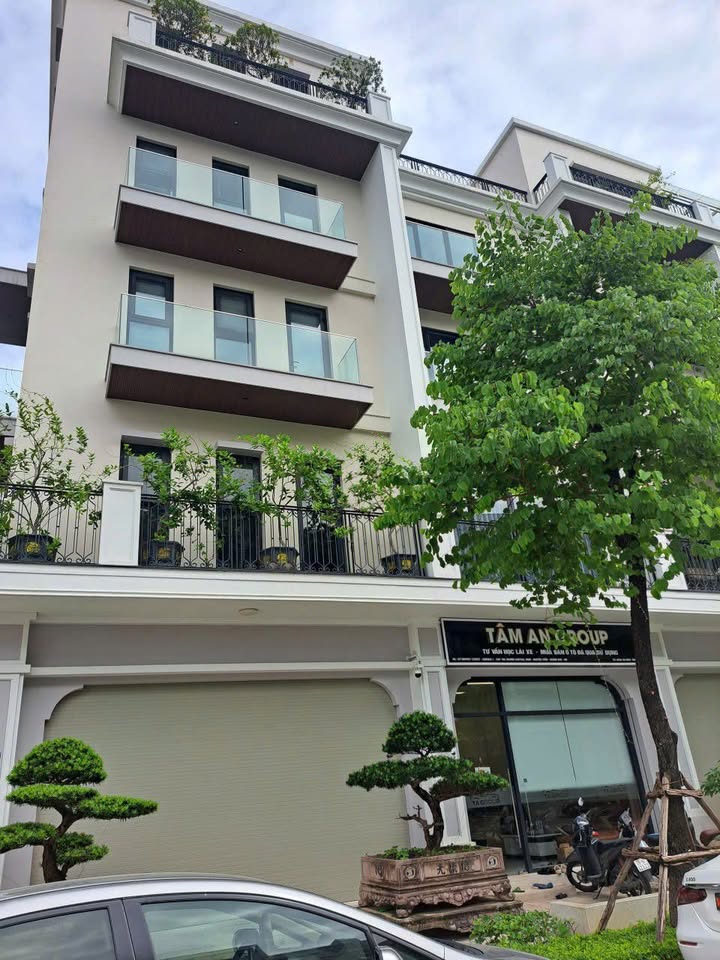 Nhà đẹp phố Văn Quán 65m² giá 1 tỷ - Full nội thất, kinh doanh tốt!