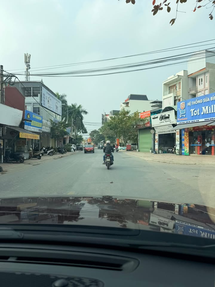 Đất mặt đường 427 thôn Gia Vĩnh 140,6m² - Sổ đỏ chính chủ, thuận tiện kinh doanh!