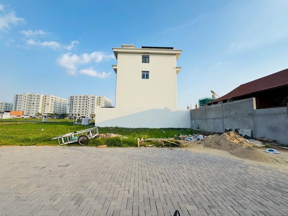 Đất nền KDC Nam Long 2 Cần Thơ 270m² giá 13 tỷ - View hồ sen tuyệt đẹp!