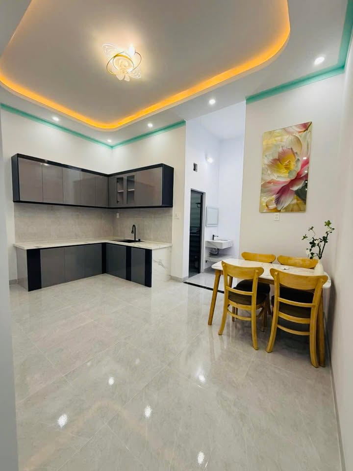 Nhà mới xây mặt tiền đường Nhựa 95m² giá 1.35 tỷ - Bán gấp ngay hôm nay!