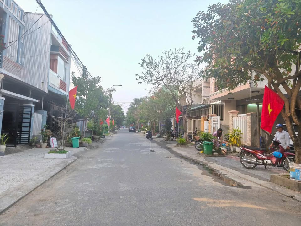 Đất nền đẹp đường Phù Đổng Hoà Xuân 99,9m² giá 4,3 tỷ - Cơ hội đầu tư hấp dẫn!