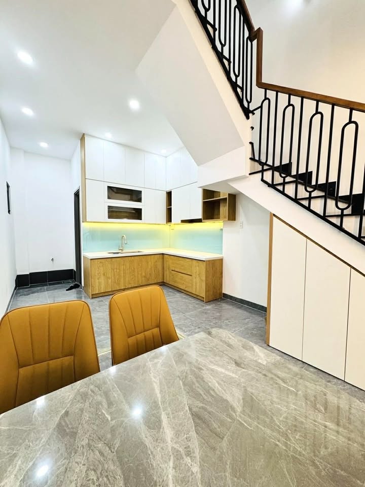 Nhà đẹp 4 tầng Tân Sơn Nhì 55m² giá 6.99 tỷ - Chỉ việc dọn vào ở!