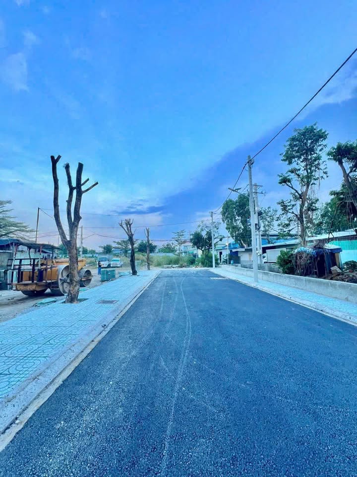 Đất hẻm xe hơi An Phú Đông, Quận 12, 51.5m² giá 3.75 tỷ - Vị trí hiếm gặp!