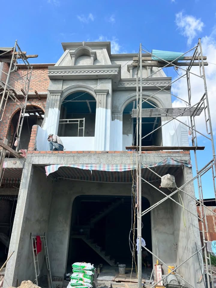 Nhà Mê hiện đại hẻm Lý Chính Thắng, 95m² giá 2.15 tỷ - Sẵn sàng vào ở!