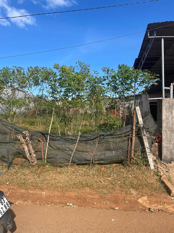 Đất nền hẻm chính Nguyễn Chí Thanh, An Phú, 150m² giá 700 triệu - Cơ hội đầu tư tuyệt vời!