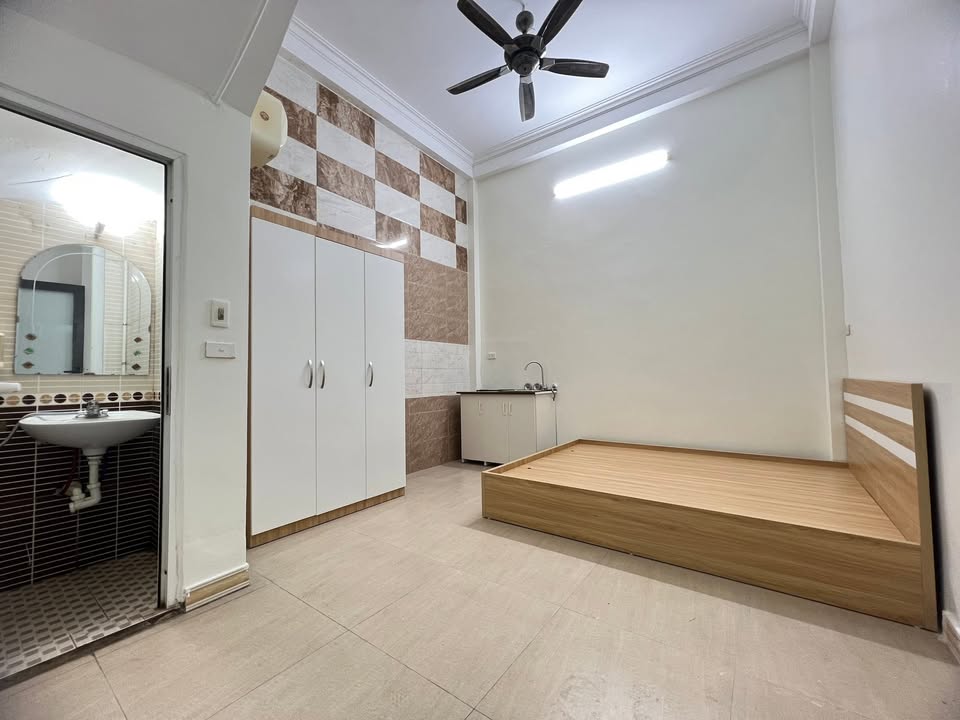 Phòng cho thuê phố Tân Mai, quận Hoàng Mai, giá 3 triệu - Full nội thất, không chung chủ!