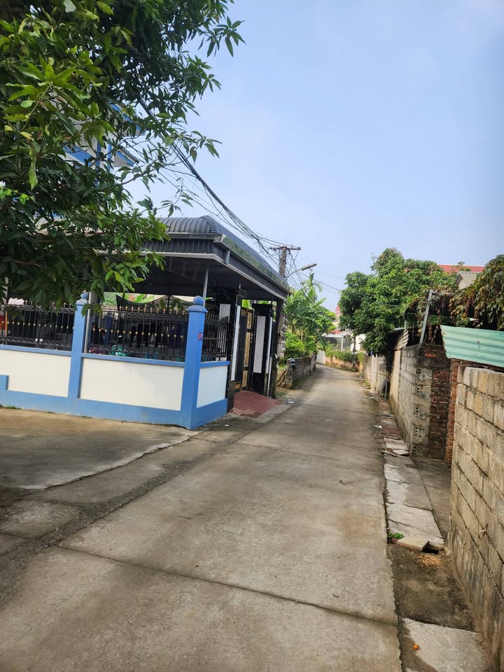 Đất thổ cư thôn Xuân Thủy, xã Xuân Mai, 73m² giá 800 triệu - Khu dân cư đông đúc!