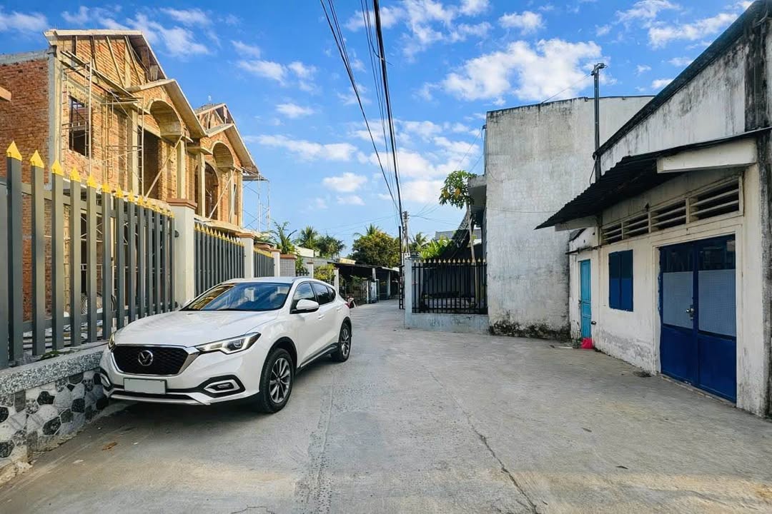 Nhà mái thái Phường 3, Vĩnh Long 86m² giá 2.35 tỷ - Sẵn sàng ở ngay!