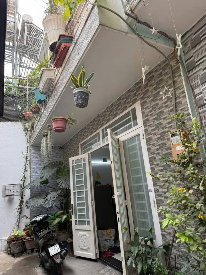 Nhà đẹp 1 lầu tại Bình Hưng Hòa, 34m² giá 3.35 tỷ - Sẵn sàng vào ở!