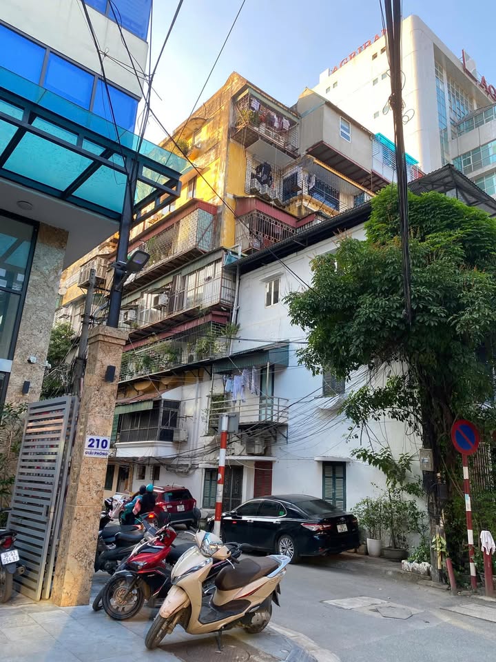 Căn hộ Tập thể Giải Phóng 66m² giá 4.3 tỷ - Đầy đủ tiện ích, an ninh tốt!