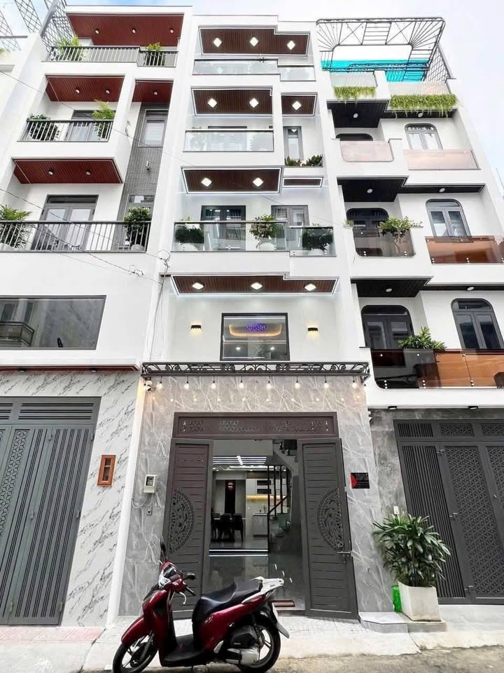 Nhà phố Hiệp Thành, Quận 12, 52m² giá 6.29 tỷ - Thiết kế hiện đại, an ninh tốt!