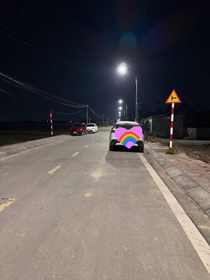 Đất nền Cẩm Khê - Văn Bán 90m² giá 1.5 tỷ - Đường 7 mét, vỉa hè rộng rãi!