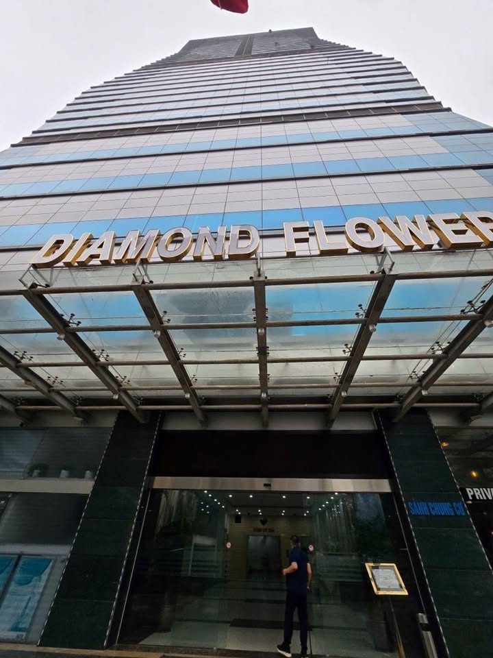 Căn hộ cao cấp Diamond Flower Lê Văn Lương 116m² giá 12 tỷ - Sẵn sàng sang tên chính chủ!