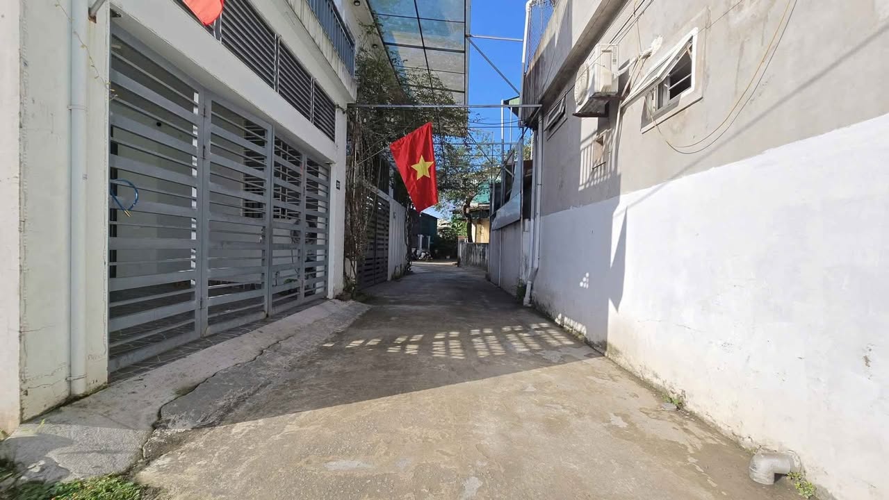 Đất TDP 3 Tân Giang, Hà Tĩnh 99m² giá 1.6 tỷ - Đường Hải Thượng Lãn Ông rộng rãi!