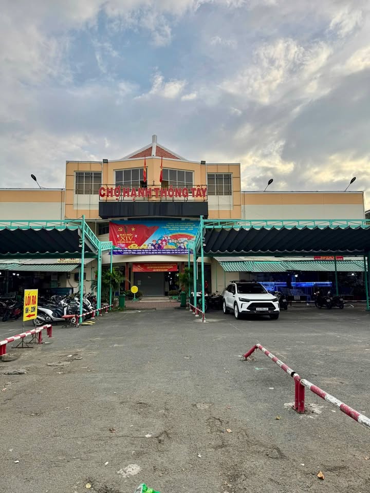 Nhà 2 tầng Quang Trung 32.2m² giá 4.65 tỷ - Gần chợ Hạnh Thông Tây!