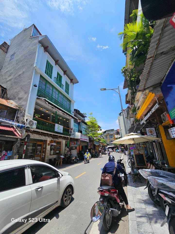 Mặt tiền phố Lãn Ông, Hoàn Kiếm 72m² giá 52 tỷ - Kinh doanh sinh lời ngay!
