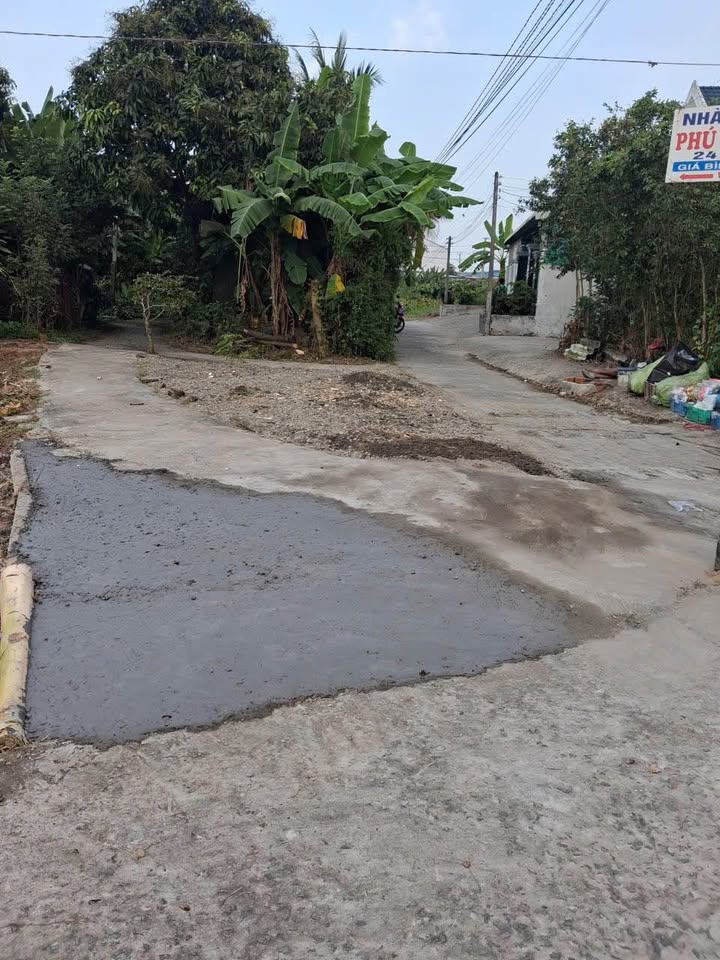 Đất nền hẻm Nguyễn Văn Tiếp, Long An 185m² giá 950 triệu - Đầu tư sinh lời!