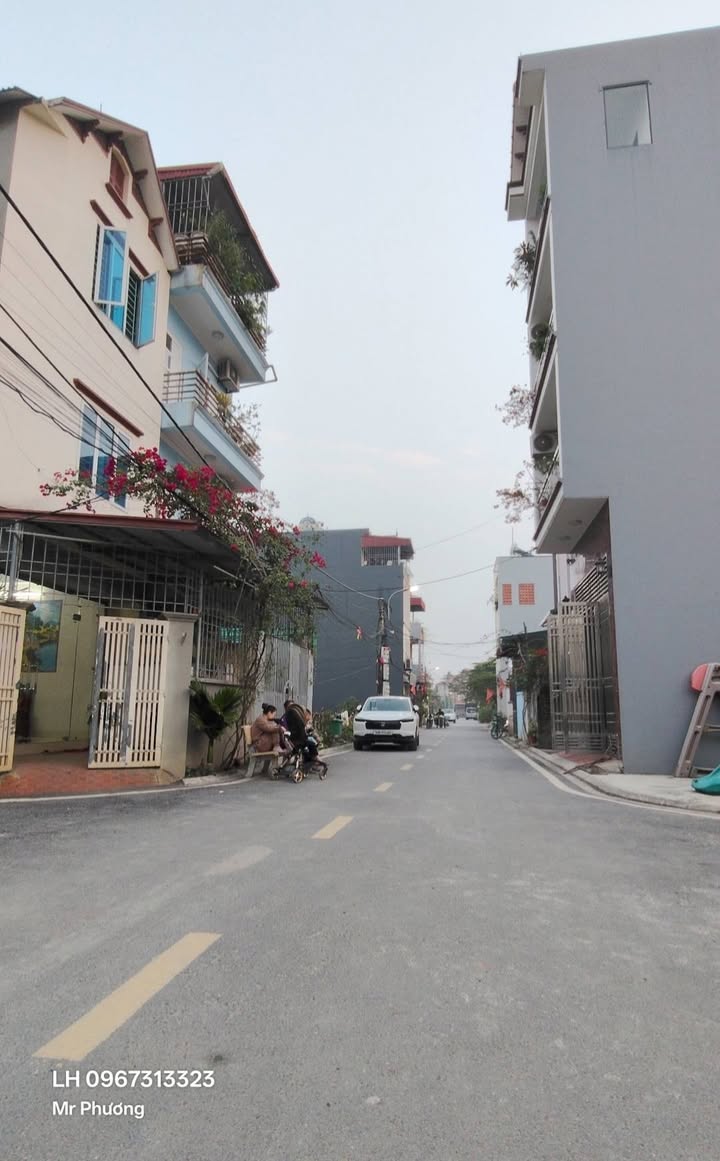 Đất nền KĐT Nam 32, 50m² giá 6.15 tỷ - Vị trí đắc địa, giao thông thuận lợi!