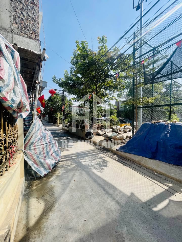 Nhà riêng Thôn Dền, Hoài Đức 38m² giá thỏa thuận - Ô tô đỗ cửa, gần vành đai 3.5!