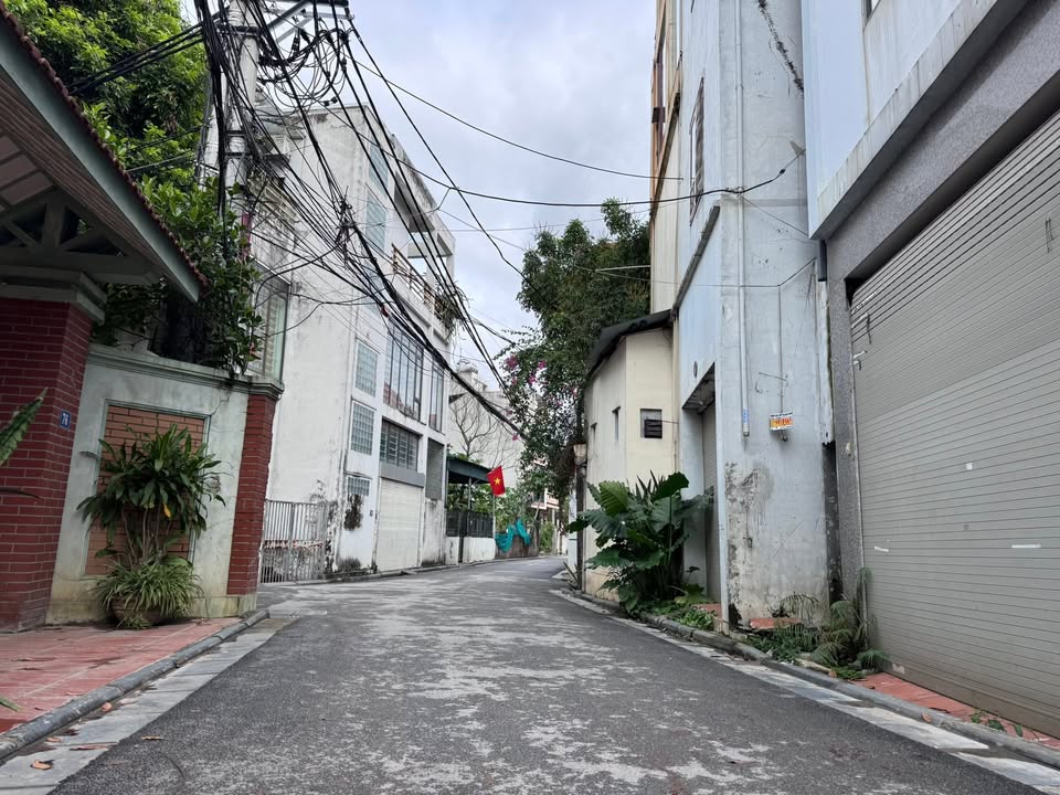 Nhà 2 tầng Vân Nội, Đông Anh 60m² giá 6 tỷ - Ô tô tránh thoải mái!