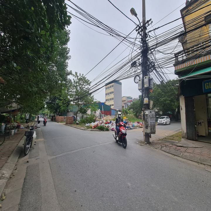 Đất đấu giá Gia Lâm 66m² giá 3 tỷ - Sổ đỏ chính chủ, vị trí đắc địa!