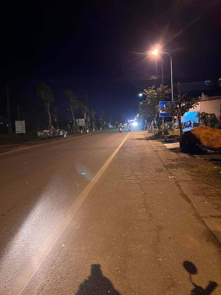 Đất thổ cư mặt đường Quốc lộ 6, Mộc Châu 200m² giá chỉ 3 tỷ - Cơ hội đầu tư tuyệt vời!