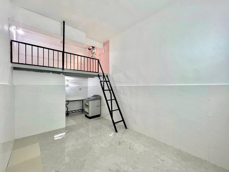 Phòng trọ cho thuê tại 49 Phạm Hữu Lầu, Quận 7 - Chỉ 3.7 triệu/tháng