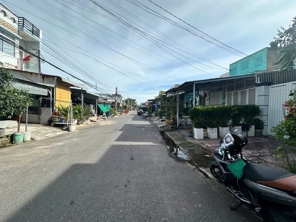 Nhà cấp 4 mặt tiền Nguyễn Xí Văn Thánh - 80m² giá 2 tỷ - An ninh tuyệt đối!