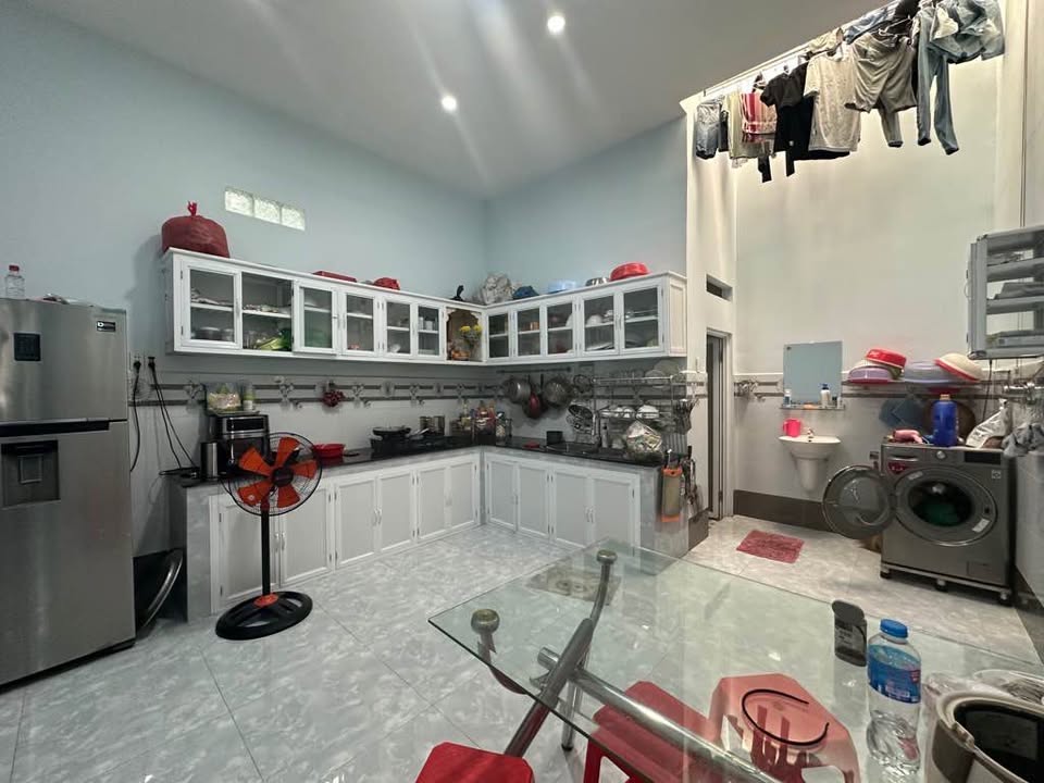 Mặt tiền kinh doanh Thới Tam Thôn 16, Hóc Môn 60m² giá 5.7 tỷ - Nở hậu, lợi nhuận cao!