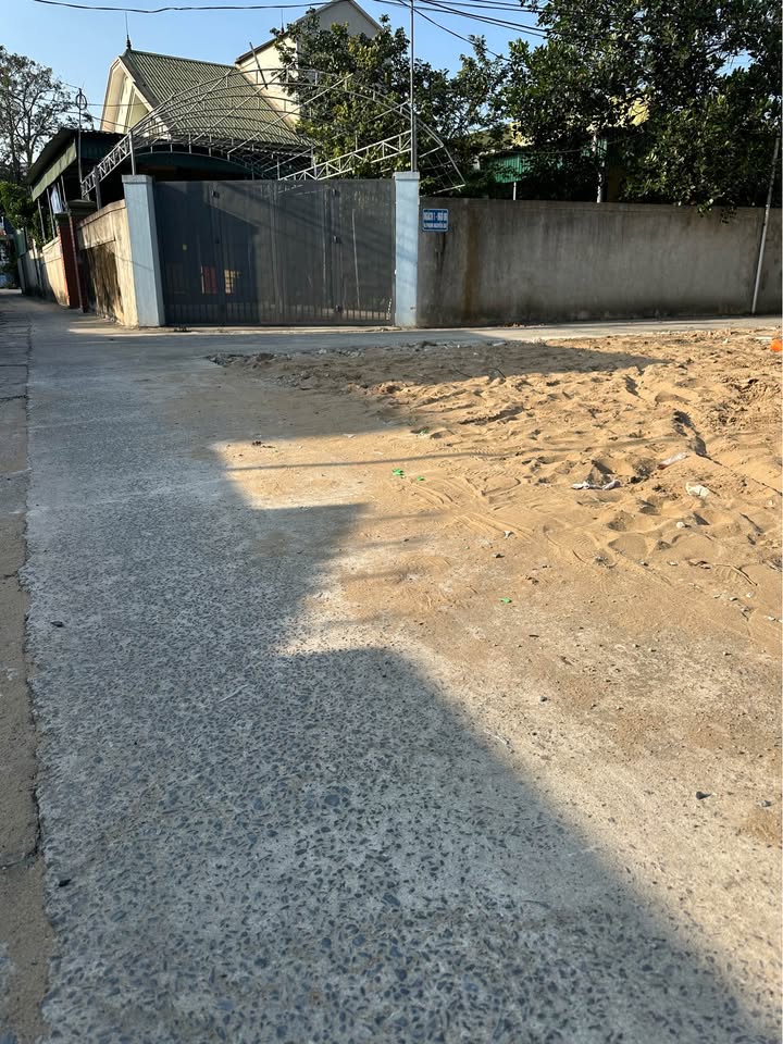 Đất thổ cư Nghi Yên, Nghệ An 110m² giá 2.6 tỷ - Mặt tiền thoáng đãng, dân cư đông đúc!