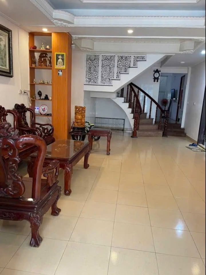 Nhà 3 Tầng Mặt Tiền Hải Hồ - Hải Châu - Đà Nẵng 113m², Giá 10 tỷ - Chính Chủ Bán Gấp!