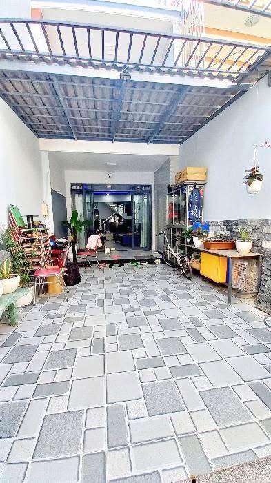 Nhà đẹp Phạm Hữu Lầu Quận 7, 93m² giá 8.3 tỷ - Vào ở ngay!