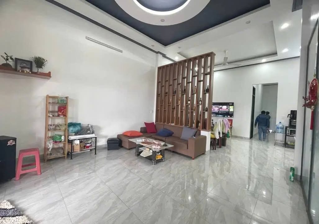 Nhà hẻm Nguyễn Tri Phương, Bảo Lộc 210m² giá 3.3 tỷ - Sẵn sàng vào ở ngay!