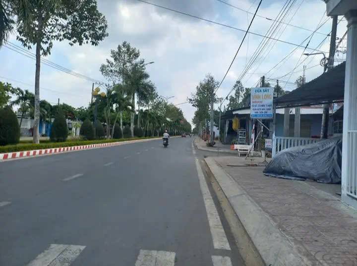 Đất thổ cư mặt tiền hẻm 256, xã Long Đức, 124m² giá 530 triệu - Cơ hội đầu tư hấp dẫn!