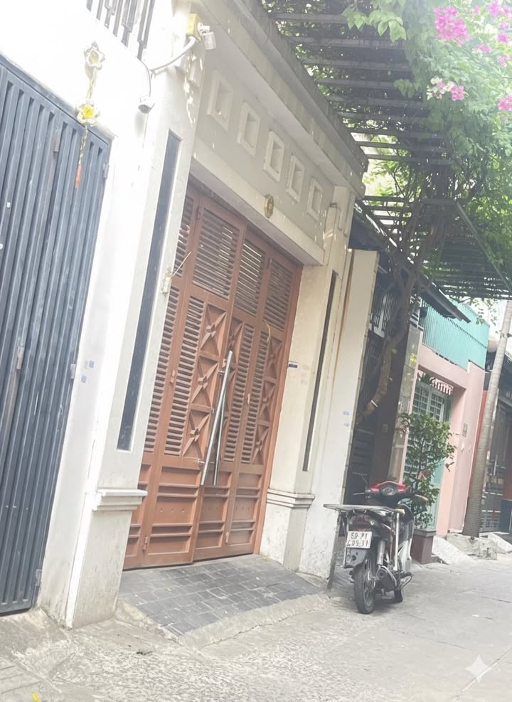 Nhà phố đẹp Quận Tân Bình 88m² giá 14.7 tỷ - Hẻm xe hơi thông thoáng