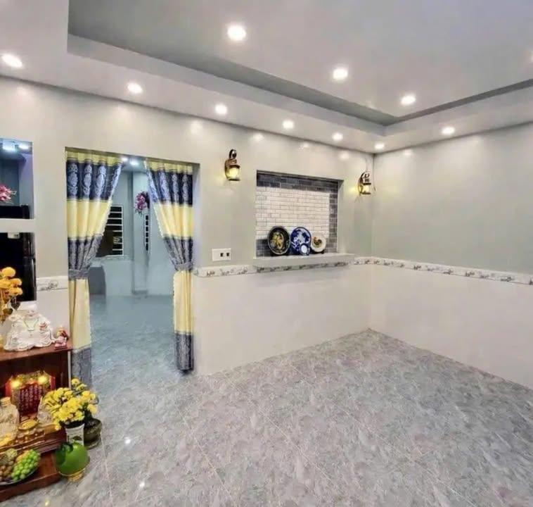 Nhà lầu mặt tiền đường Quốc Lộ 60, Quận 6, 70m² giá 430 triệu - Kinh doanh thuận lợi!