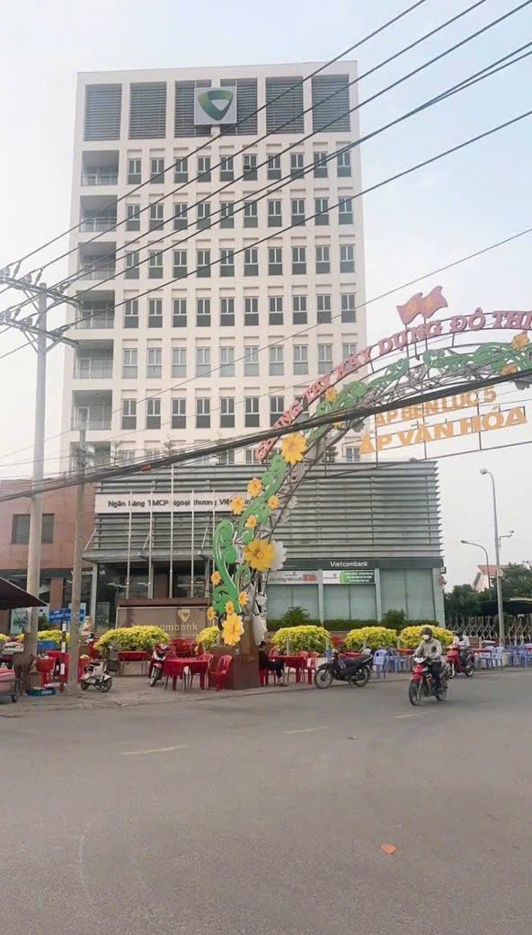 Nhà mặt tiền đường Huỳnh Châu Sổ, Thị Trấn Bến Lức, 108m² giá 3,3 tỷ - Chính chủ bán gấp!